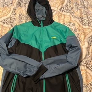 Nike windbreaker